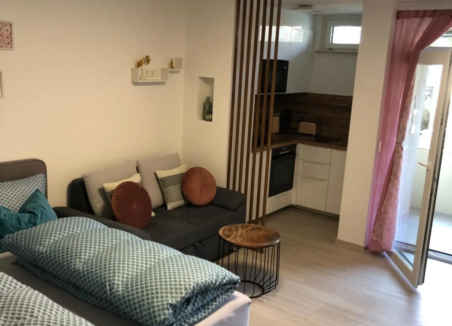 Lilis Apartment Mit Balkon Augsburg Germany